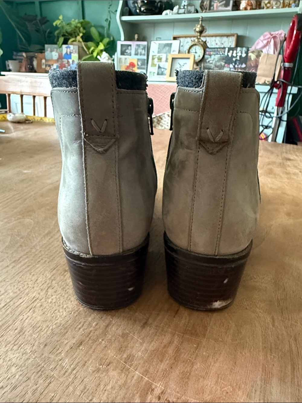 Vionic Sz 9 Joslyn Taupe & Gray Ankle Booties Weather Resistant Support - Picture 7 of 13